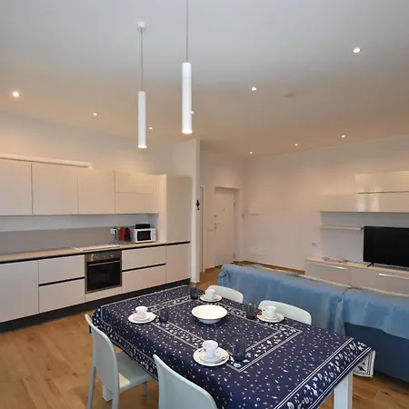 Conchiglia Blu - Centrale, Vicinissimo Al Mare Con Aria Condizionata *