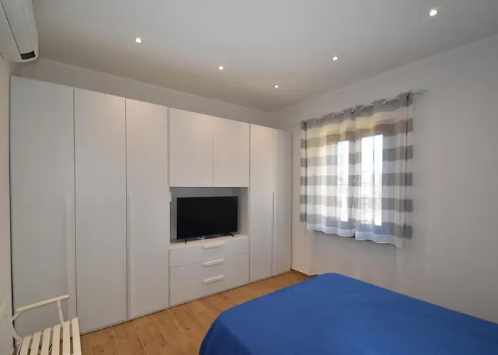 Conchiglia Blu - Centrale, Vicinissimo Al Mare Con Aria Condizionata Apartamento *